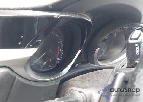 2015 Toyota Corolla S Plus z USA, uszkodzony, nr VIN 2T1BURHE7FC367459